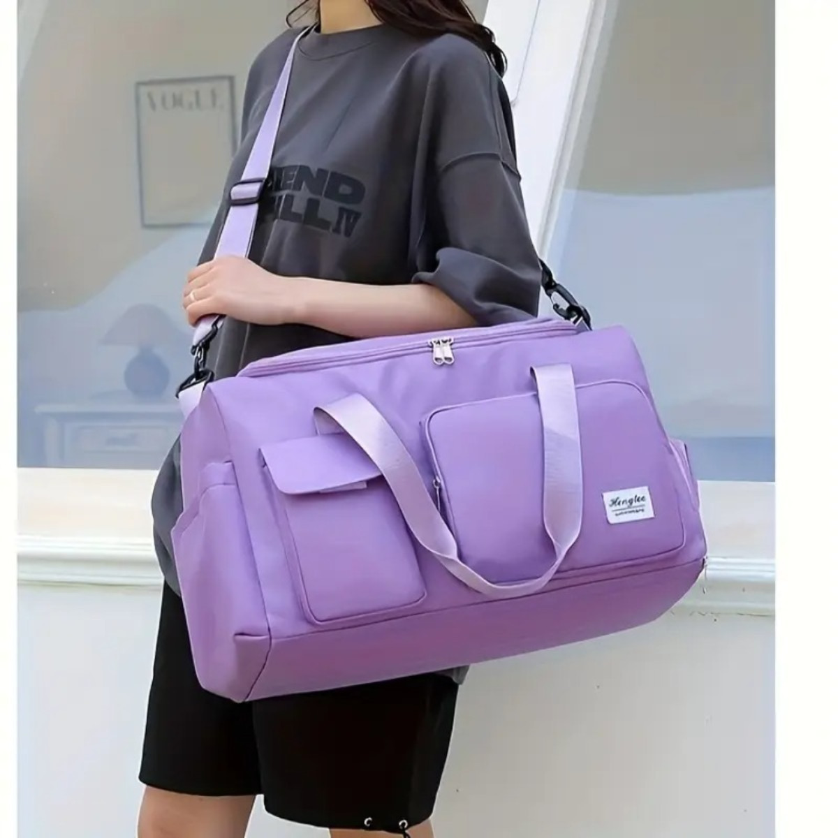 Fashionable Large Capacity Travel & Gym Bag (Light purple)