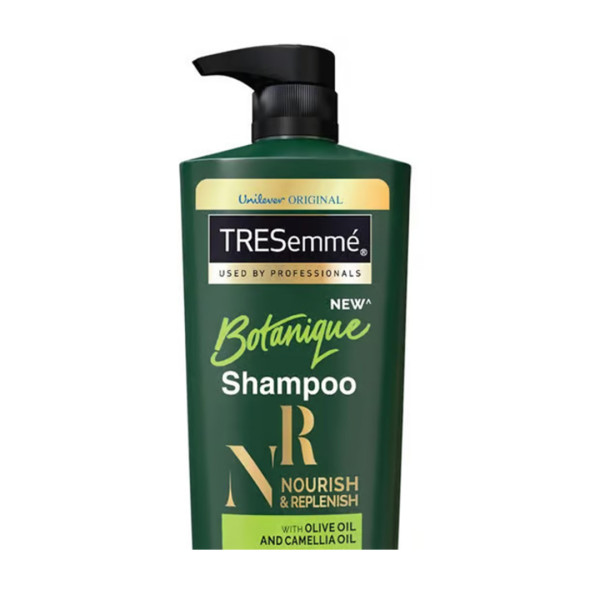 Tresemme Botanique Nourish and Replenish Shampoo - 580ml