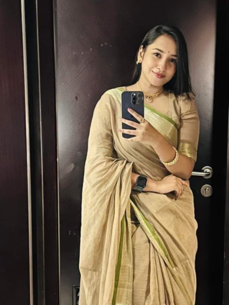 Cotton Saree (Golden)